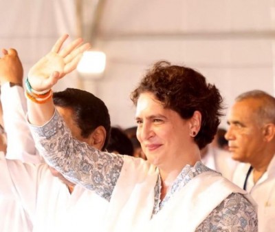 MP: FIR against Priyanka Gandhi, Kamal Nath over '50% commission' allegation on BJP govt