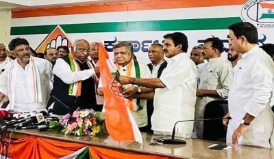 BJP heavyweight and ex-CM Jagadish Shettar joins Congress in Karnataka