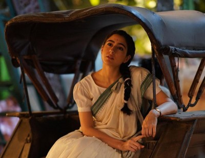 Sara Ali Khan's fresh stills from Ae Watan Mere Watan set revealed, check out