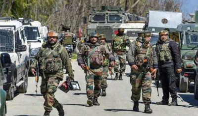 Kashmir: BSF neutralises Pak intruder along IB in Samba sector of Jammu region