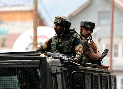 Police head constable shot dead by militants in J&K’s Baramulla