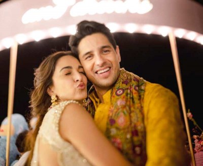 On V-Day, Kiara Advani, Sidharth Malhotra share dreamy pictures from their mehendi ceremony