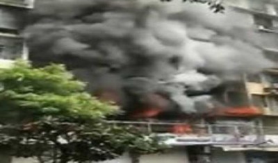 2 dead, 5 injured as fire massive fire breaks out at residential building in Mumbai's Kandivali