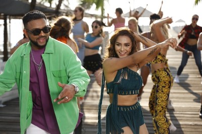 Nusraat Faria, Mumzy Stranger's music video Bujhina Toh Tai out now