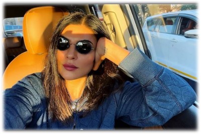 Sushmita Sen drops sun-kissed image of herself