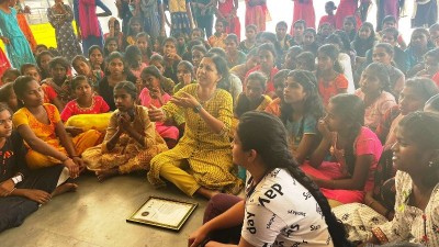 Tamil Nadu: Girls fling dupattas in air to welcome feminist writer Geeta Ilangovan; video goes viral