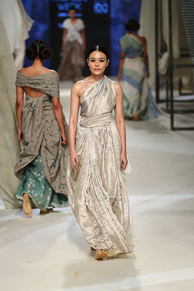 Lakme Fashion Week: Designer Anavila showcases Dabu collection