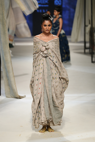 Lakme Fashion Week: Designer Anavila showcases Dabu collection