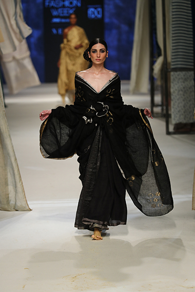 Lakme Fashion Week: Designer Anavila showcases Dabu collection