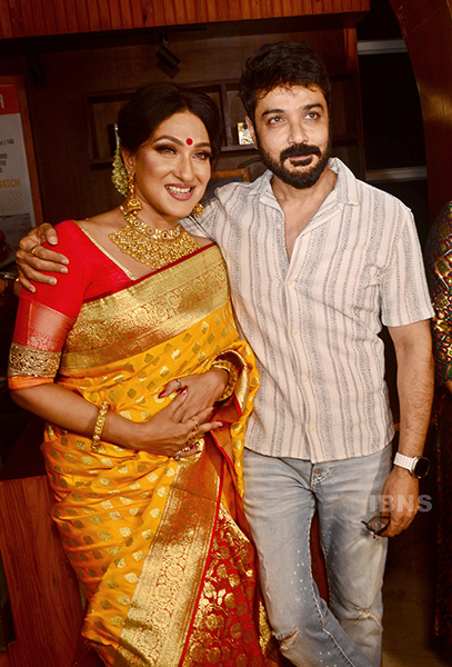 In Images: Premiere of Rituparna Sengupta's 'Datta'