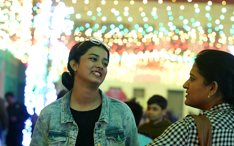 Kolkata celebrates Christmas as revellers throng dazzling Park Street