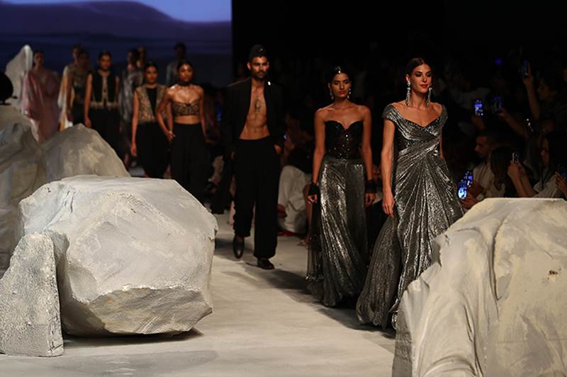 Lakme Fashion Week: Tarun Tahiliani showcases latest collection