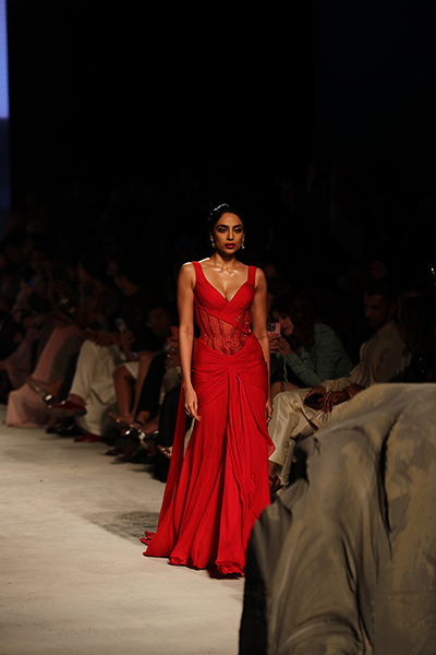 Lakme Fashion Week: Tarun Tahiliani showcases latest collection