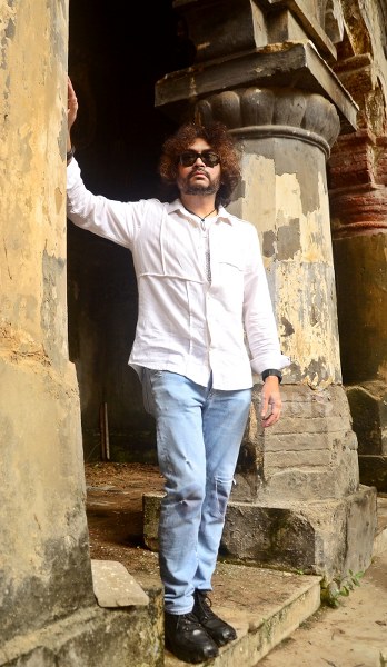 In Images: Logo launch of Srijit Mukherji's next film 'Dawshom Awbotaar'