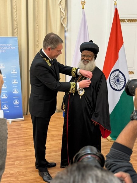 Russian Embassy in India confers Order of Friendship to Syrian Orthodox Church head