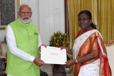 Prime Minister Narendra Modi submits resignation to President Murmu, likely to take oath on June 8