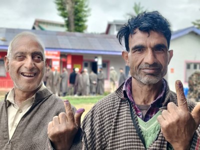 I applaud people of Srinagar Parliamentary constituency for encouraging turnout: Narendra Modi