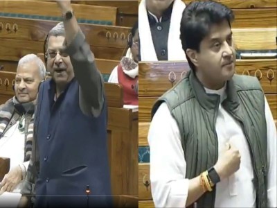 TMC MP Kalyan Banerjee comments on Jyotiraditya Scindia's look, later apologises calling him 'handsome'