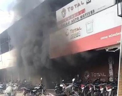 Bengaluru: Ola showroom set on fire by angry customer after company fails to repair scooter