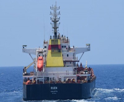 Indian Navy foils Somali pirates attempt to use hijacked vessel for piracy activities