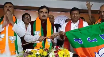 Former Calcutta HC judge Abhijit Ganguly joins BJP