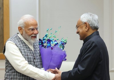 Nitish Kumar meets PM Modi, says will never leave NDA  in future