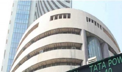 Sensex crashes 1053.10 points, NSE slips to end at 21,238.80