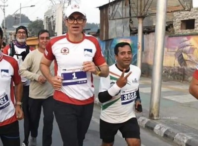 After taking oath as J&K CM, Omar Abdullah opens Kashmir marathon; runs 21 km