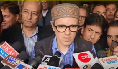 Govt employees being compelled by J&K govt to attend PM's rally: Omar Abdullah