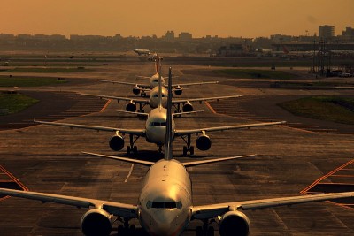 Indian aviation makes history as domestic airlines carry 5.05 lakh passengers in a single day