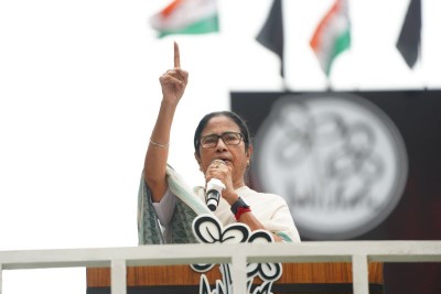 Bengal is ready to give shelter to helpless people from Bangladesh, says Mamata Banerjee at Martyrs' Day rally in Kolkata