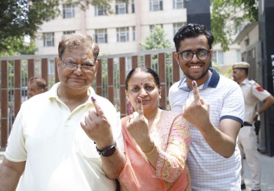 Lok Sabha elections: 49.2 pct voters exercise franchise till 3 pm in the ongoing sixth phase of polling