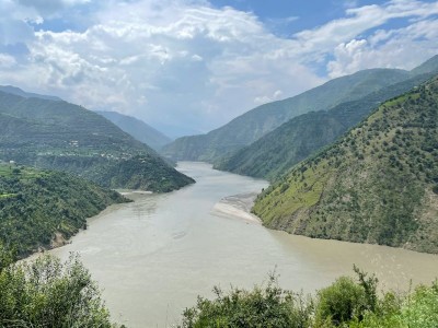 Jammu Kashmir: Youth commits suicide by jumping into Chenab River, body recovered in Pakistan