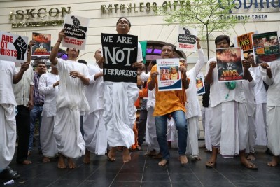 Bangladesh: 'Islamists' attacked lawyer Ramen Roy who was ready to defend arrested Hindu leader Chinmoy Krishna Das, claims ISKCON