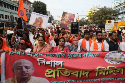 IN IMAGES: Hindu Jagran Manch holds protest march in Kolkata against ISKCON monk’s arrest in Bangladesh