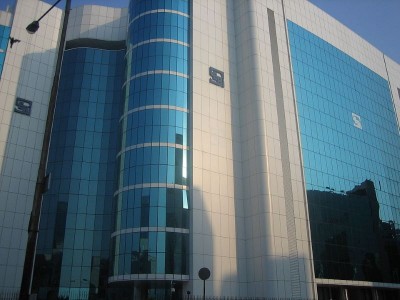 SEBI cracks whip on finfluencer Ravindra Balu Bharti, orders to return Rs 12 cr