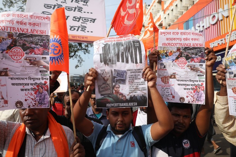 IN IMAGES: Hindu Jagran Manch holds protest march in Kolkata against ISKCON monk’s arrest in Bangladesh