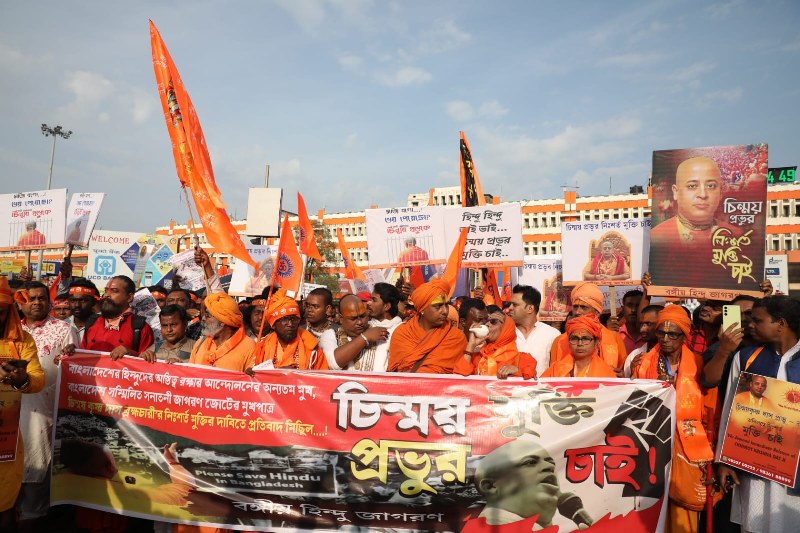 IN IMAGES: Hindu Jagran Manch holds protest march in Kolkata against ISKCON monk’s arrest in Bangladesh