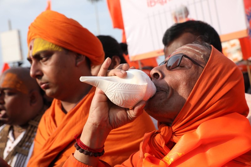 IN IMAGES: Hindu Jagran Manch holds protest march in Kolkata against ISKCON monk’s arrest in Bangladesh