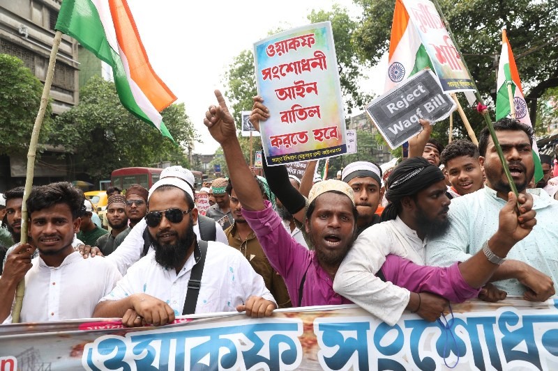 Muslims take to Kolkata streets to protest Waqf amendment