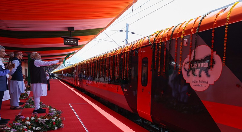 In Images: PM Modi flags off Vande Bharat trains in J&K