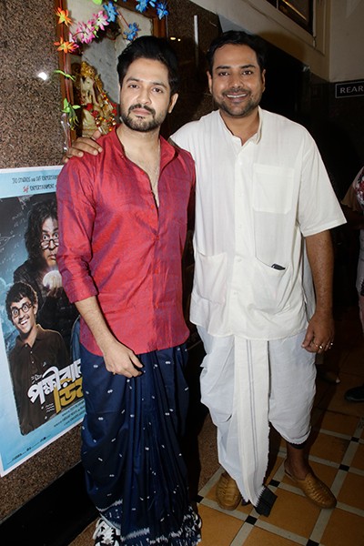 In Images: Premiere of Vikram Chatterjee, Devlina Kumar starrer Bengali film Raas