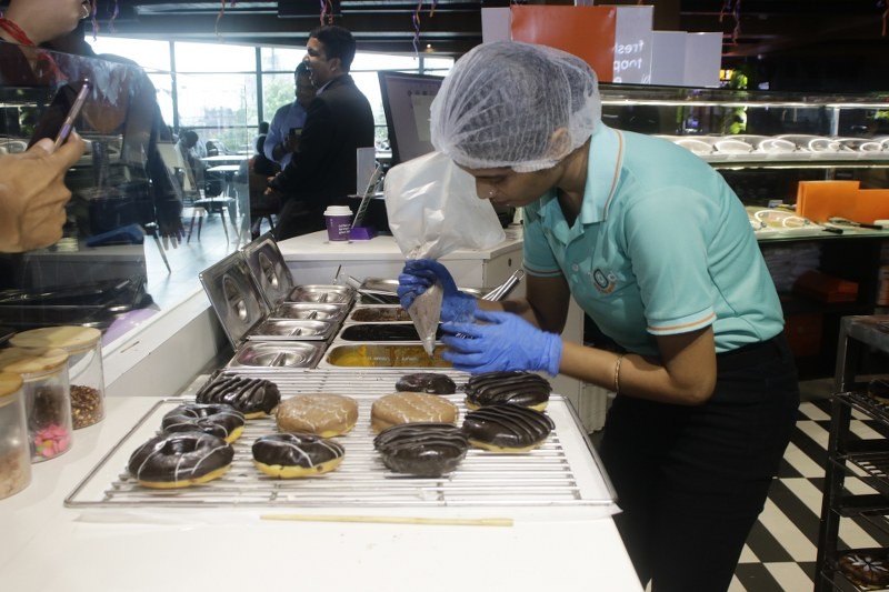 In Images: Mad Over Donuts opens two stores in Kolkata
