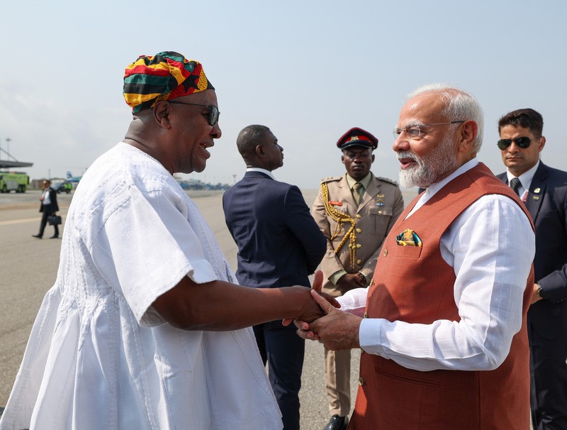 In Images: Ghana Prez John Dramani Mahama welcomes PM Modi