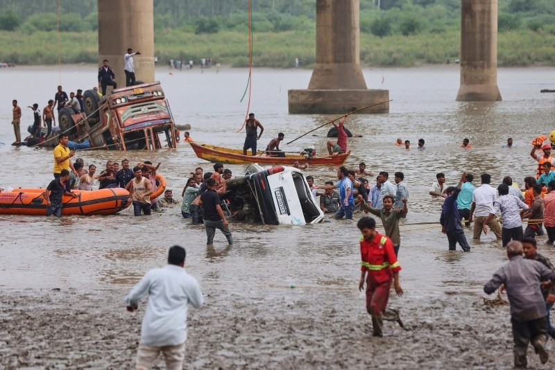 In Images: Bridge collapse in Gujarat leaves 9 dead