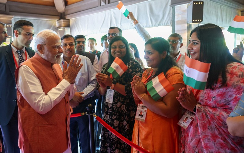 In Images: PM Modi welcomed by Indian diaspora in Maldives