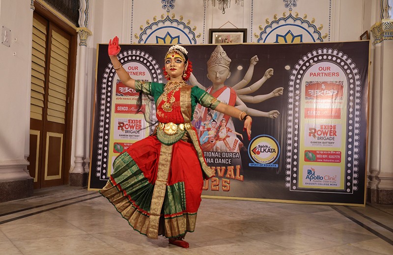 In Images: Kolkata's heritage palace Shobhabazar Rajbari hosts grand Durga vandana festival