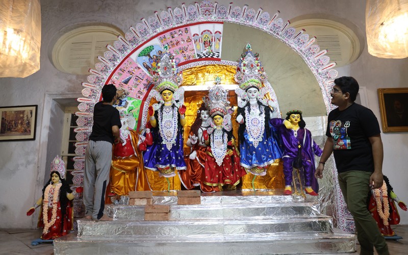 In Images: Kolkata's 260-Year-Old Baishnab Das Mullick Bari prepares for Durga Puja