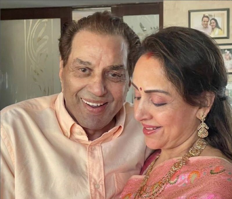 Hema Malini with Dharmendra. Photo: Official Instagram.