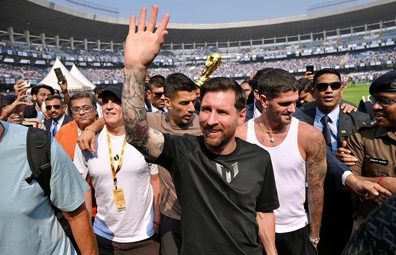 From Cheers to Chaos: Messi’s Kolkata Visit in Pictures